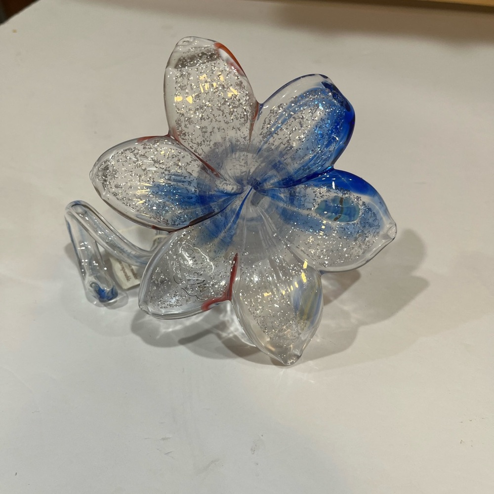 Stunning Murano Style GLASS hand blown 6 Petal Lily Flower